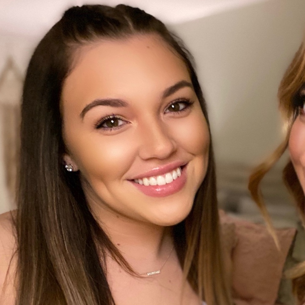 Meet your Posher, Emma